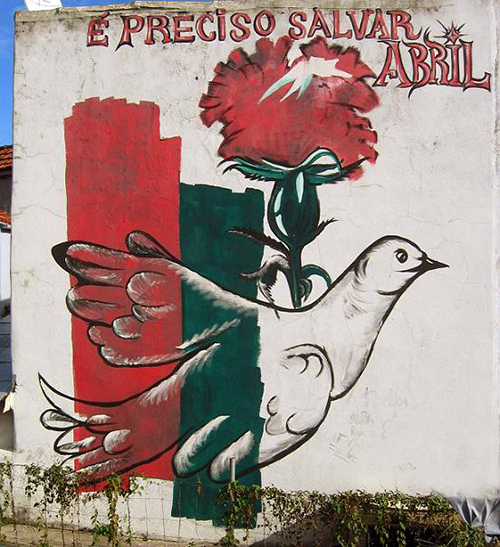 Bức Grafity Kỉ Niệm Cuộc Cách Mạng Cẩm Chướng Tại Bồ Đào Nha